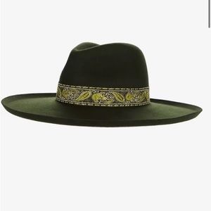 Beautiful Lack of color hat/fedora/western